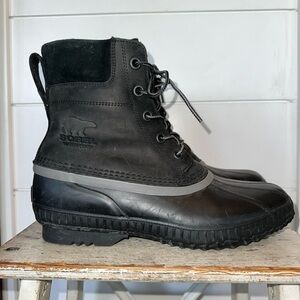 EUC Sorel Mens Cheyanne Lace Full Grain Size 11 NM2575-010 Black Duck Boots